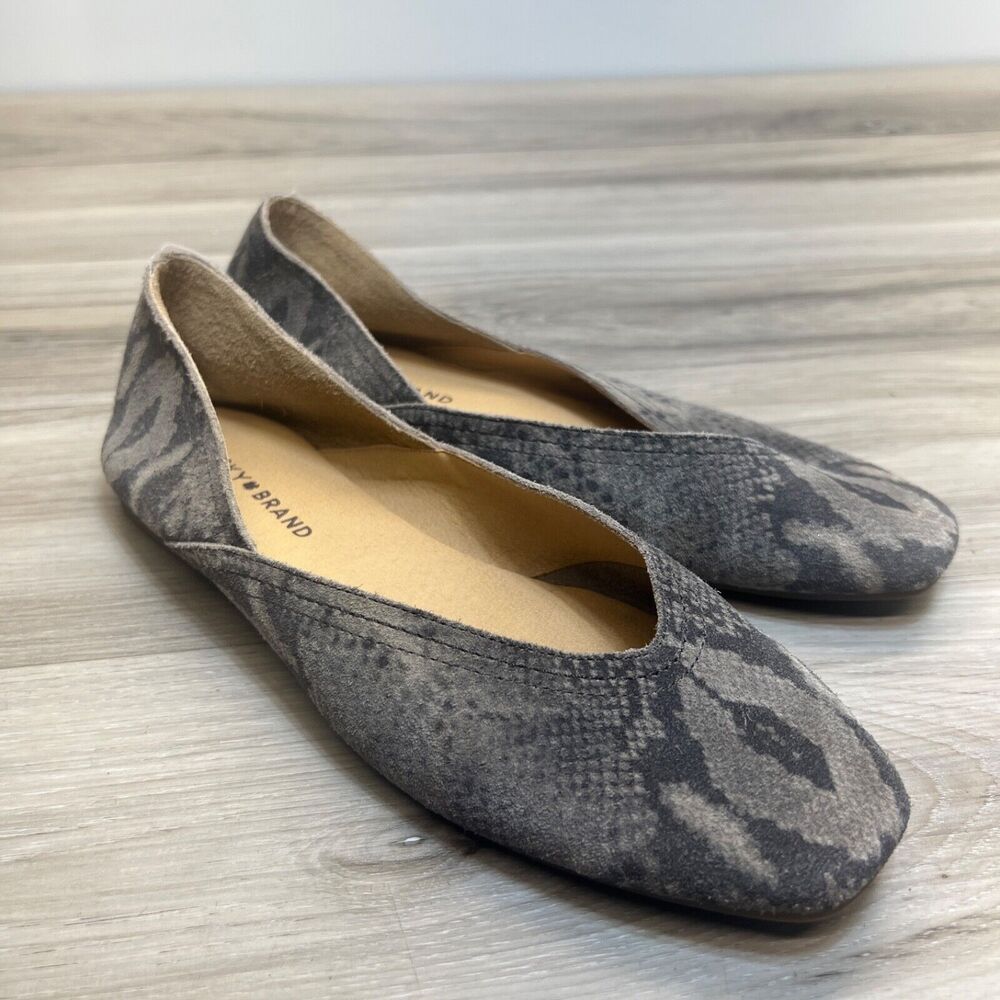 Lucky Brand Alba Women's Flat Size 8.5 M 39 Gray Snakeskin Pattern Suede